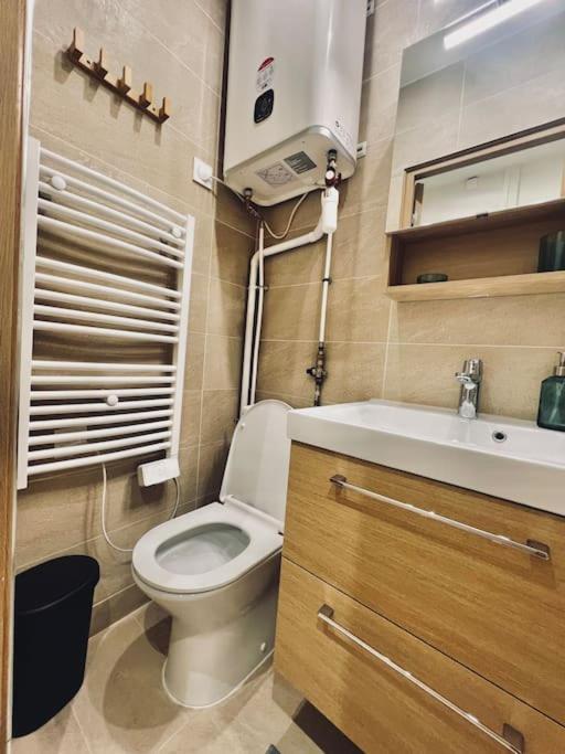 Apartamento Tres Beau Studio Refait A Neuf 2 Saint-Ouen  Exterior foto